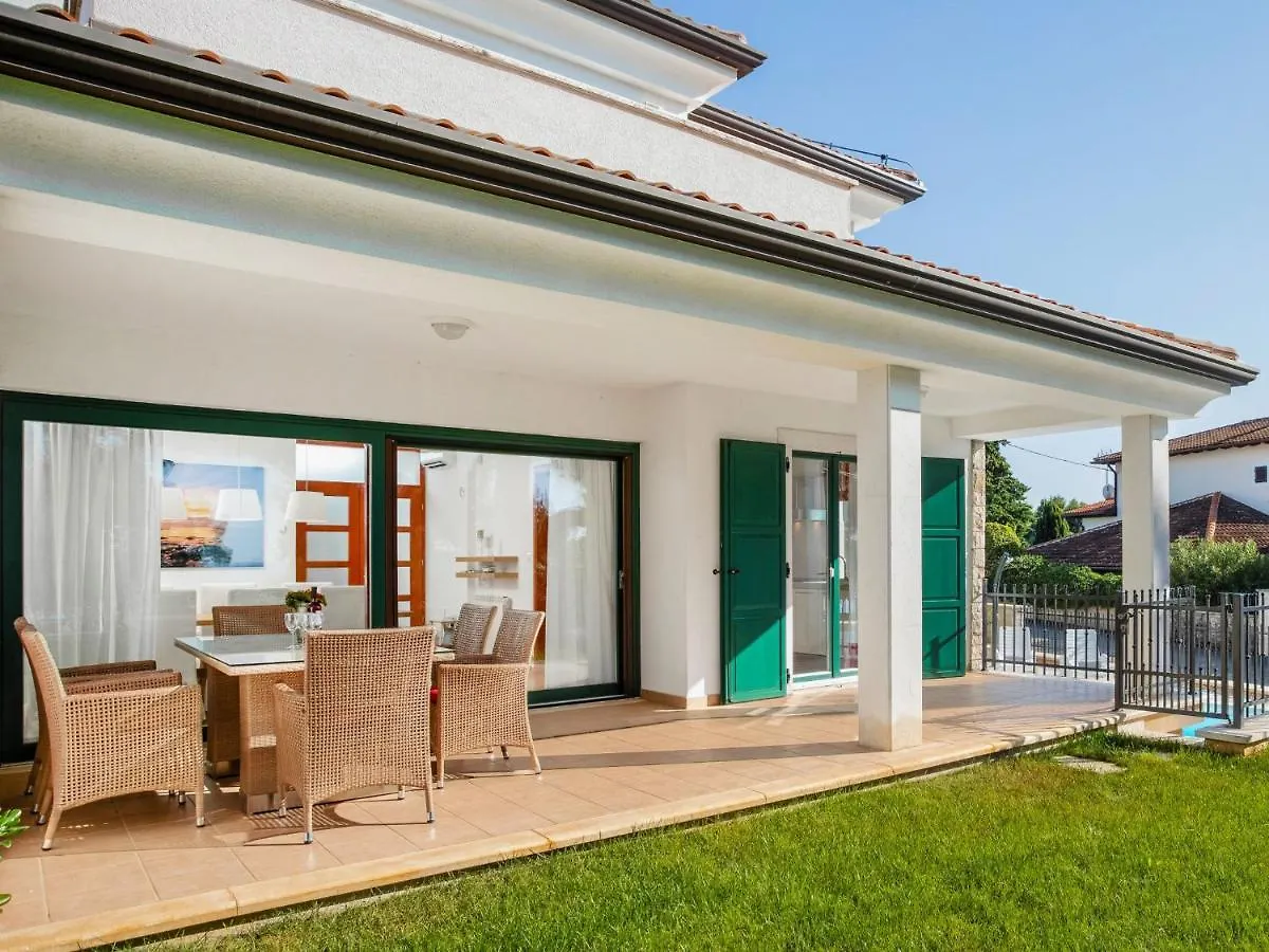 Holiday Home Villa Beach Front By Interhome Savudrija