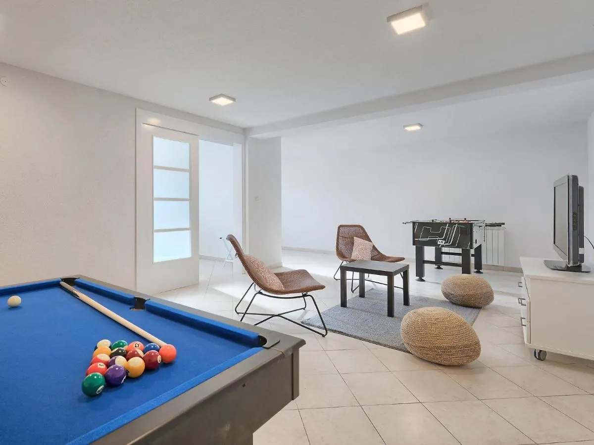 Holiday Home Villa Beach Front By Interhome Savudrija
